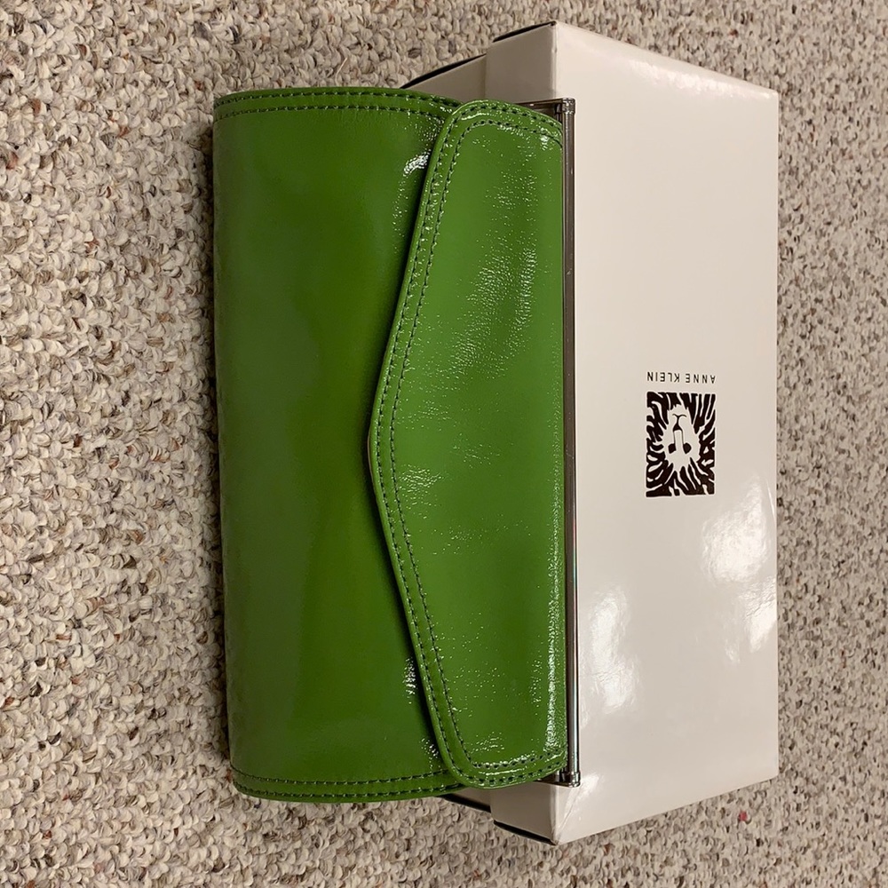 Brand new Ann Taylor Green leather clutch